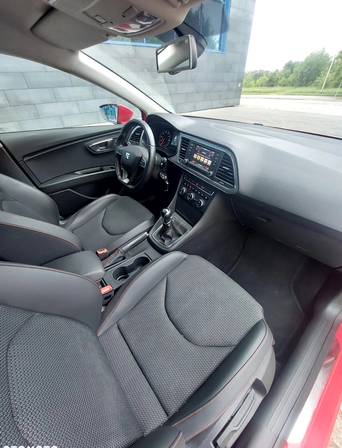 Seat Leon cena 44900 przebieg: 176707, rok produkcji 2015 z Olkusz małe 154